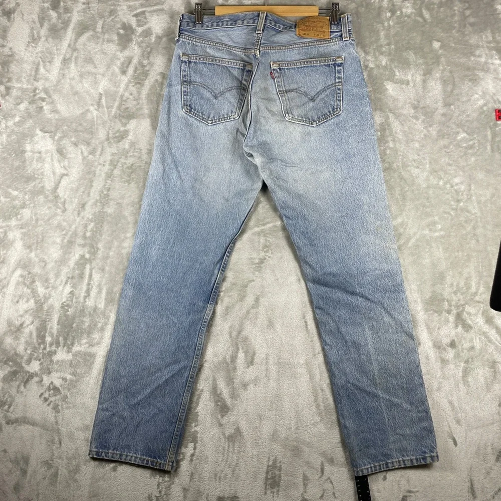 Levis refer all